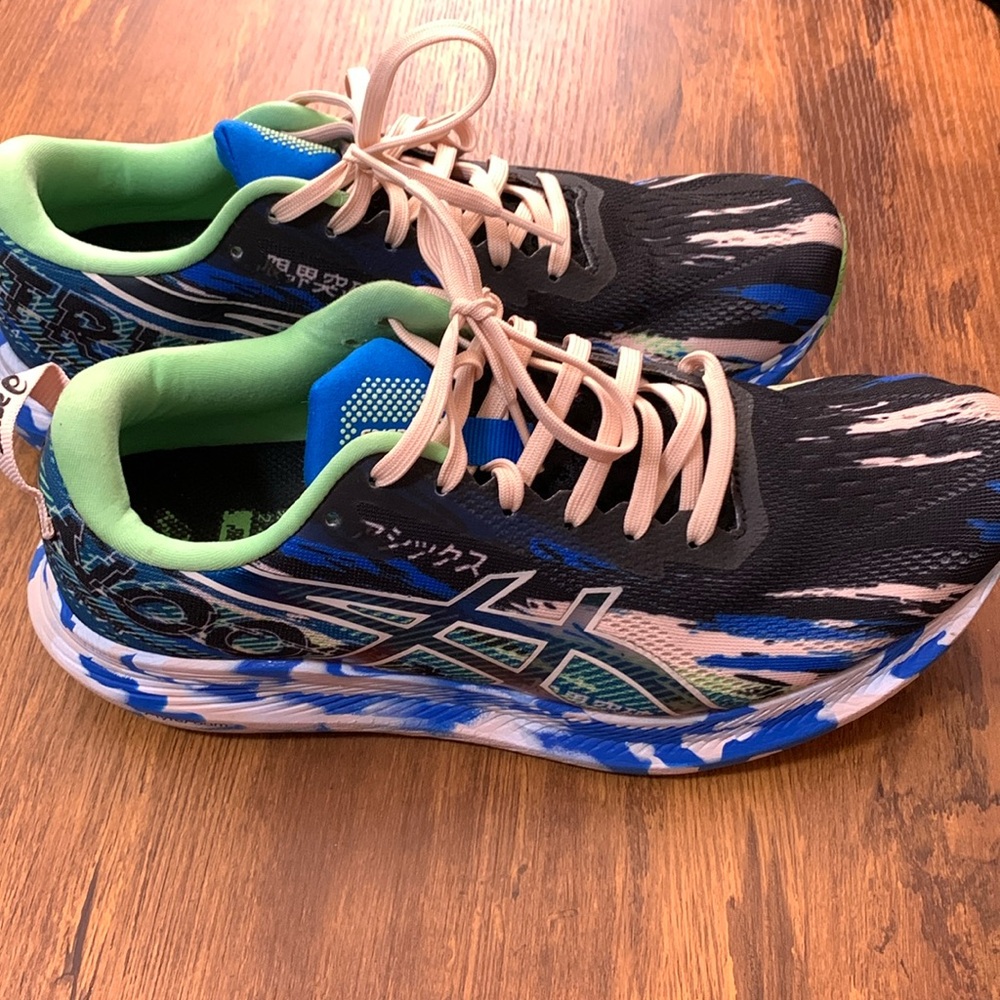ASICS Tri Noosa